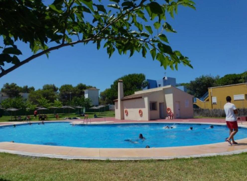 Apartamento Pinares Del Atlantico Chiclana de la Frontera Luaran gambar