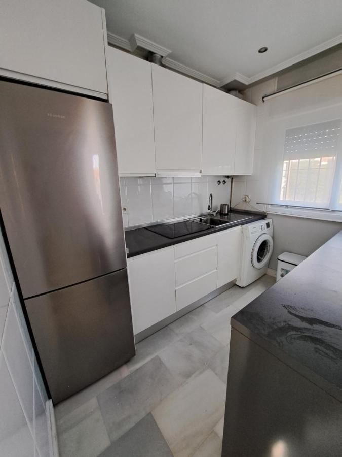 Apartamento Pinares Del Atlantico Chiclana de la Frontera Luaran gambar